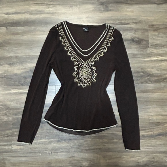 Boho Embroidered V-Neck Women's Blouse - Picture 1 of 2